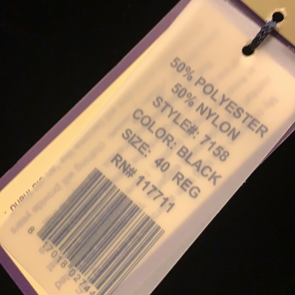 40 Regular, Black velvet tuxedo jacket, satin trim, never worn, tags attached - Picture 3 of 5